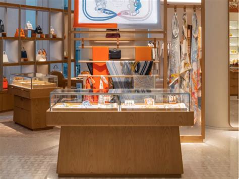 hermes abu dhabi galleria